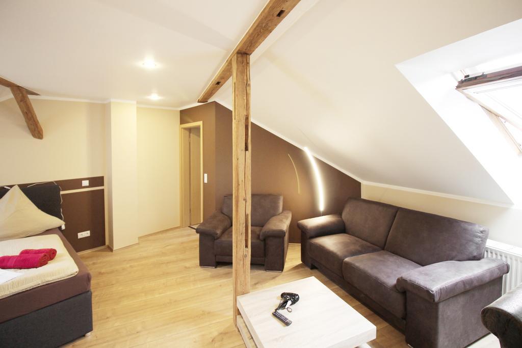 Apartments Roehrstrasse Weimar  Phòng bức ảnh